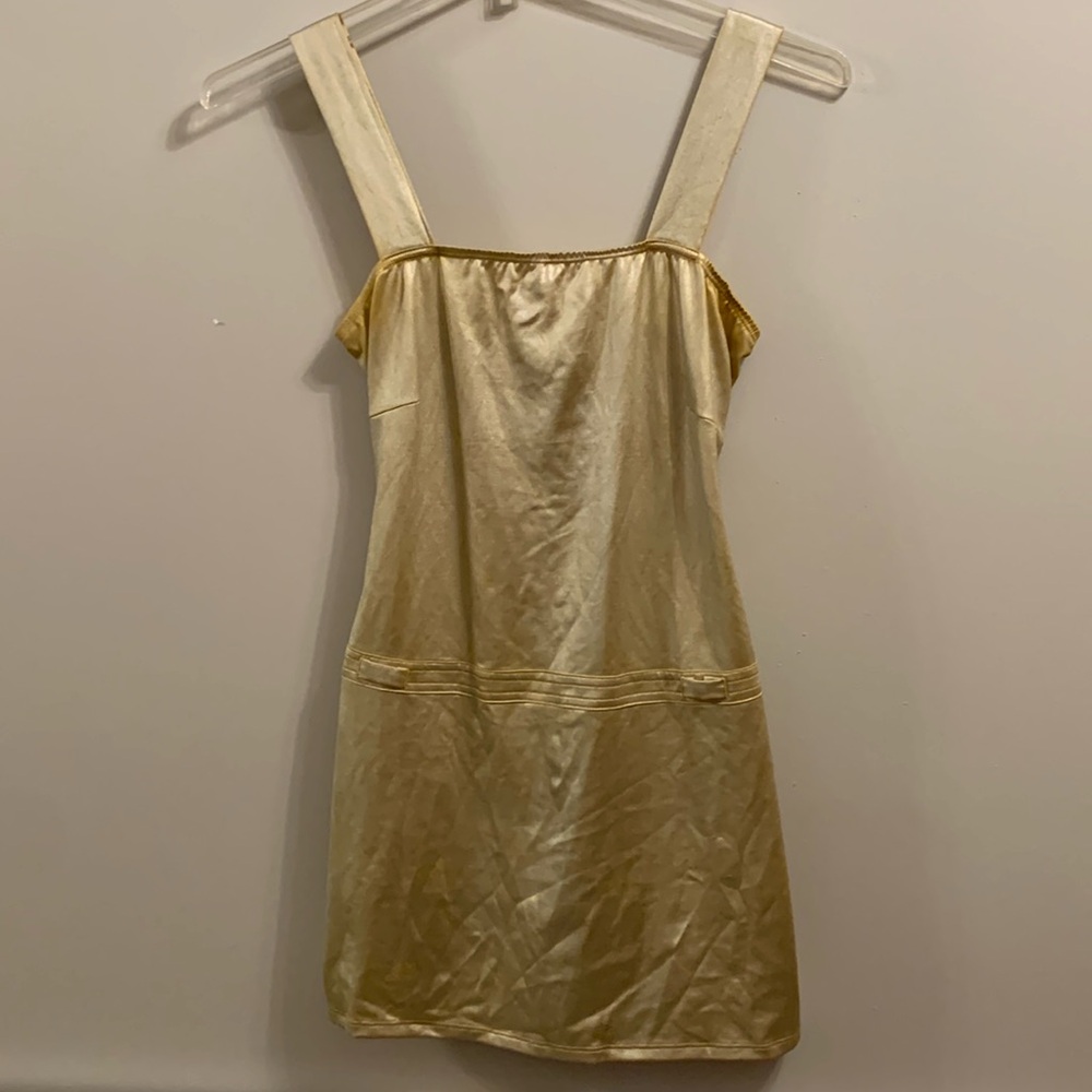 Cute gold stretch dress.